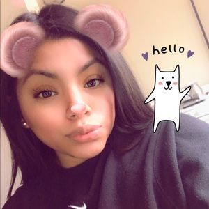 Meet your Posher, Ana